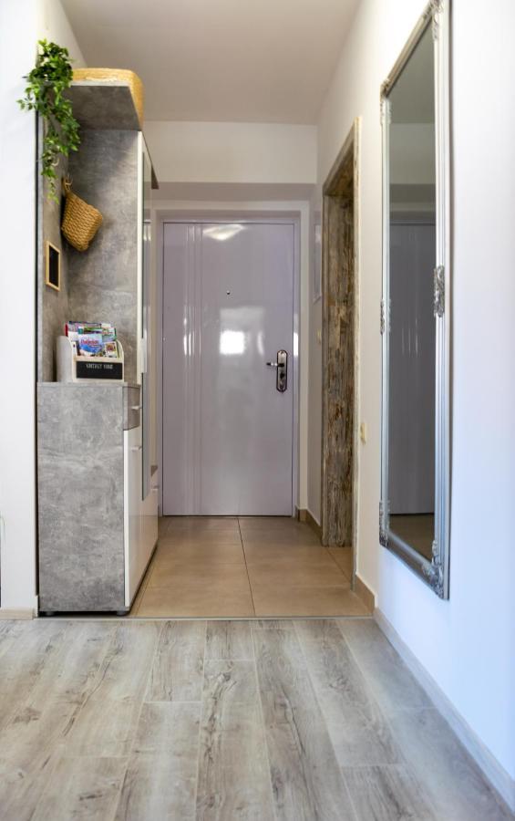 Apartman Tina Metković Exterior foto