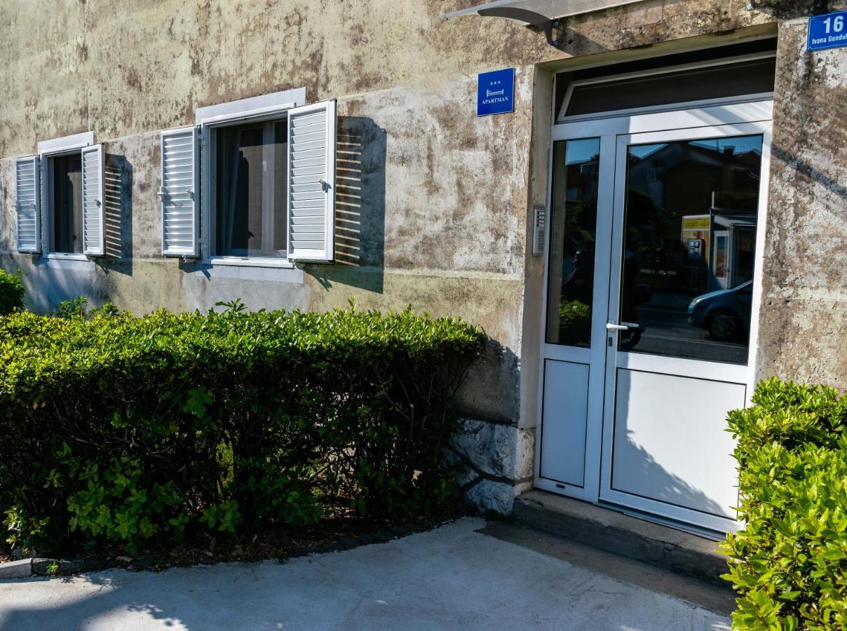 Apartman Tina Metković Exterior foto